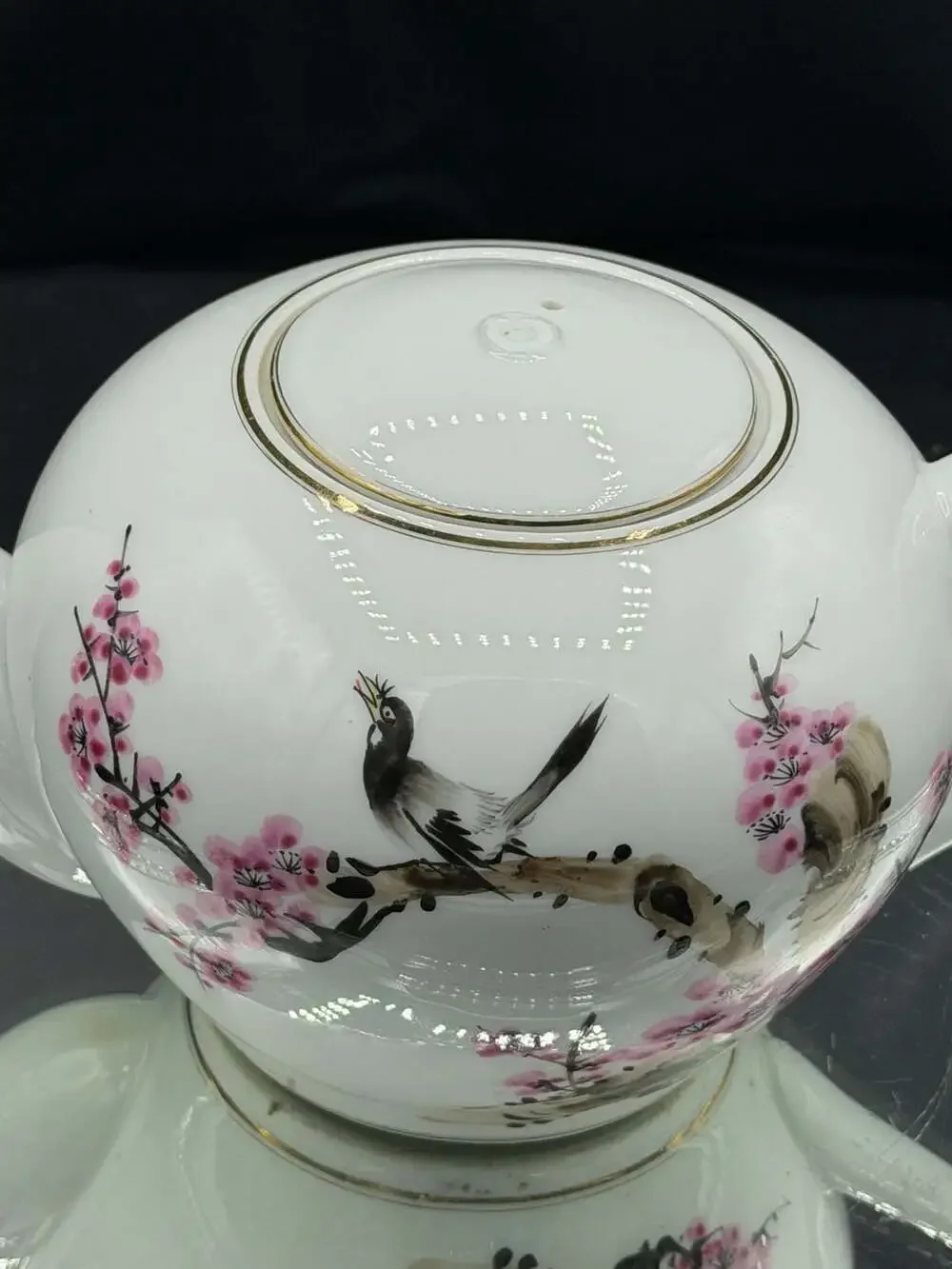 Unbranded ceramic teapot
